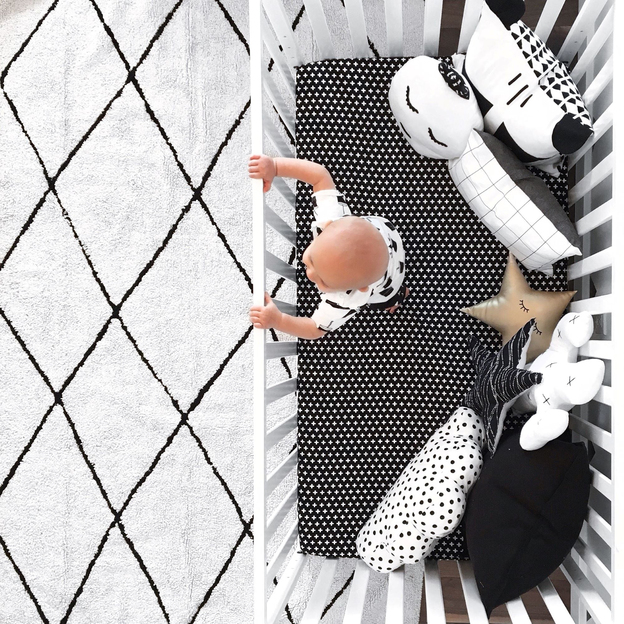Swiss Cross Crib bedding set Deluxe - Olli+Lime